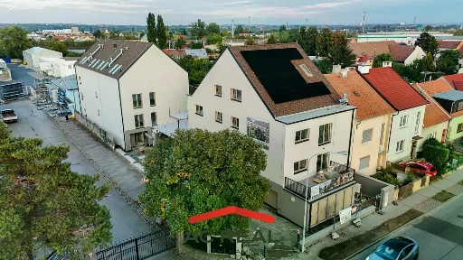 Prodej bytu 4+kk 83 m²