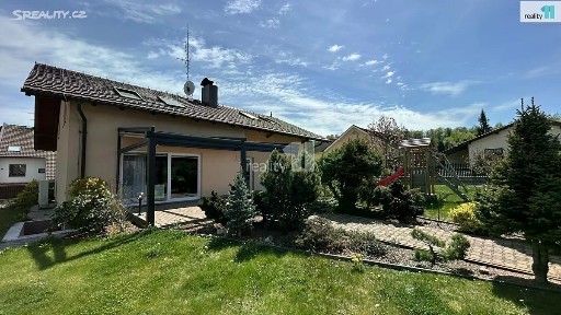 Pronájem rodinného domu 279 m², pozemek 970 m² Sadová, Humpolec
