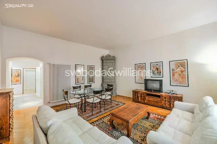 Pronájem bytu 3+1 81 m² Odborů, Praha - Nové Město