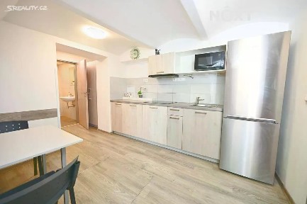 Prodej rodinného domu 215 m², pozemek 100 m² Tálínská, Praha - Kyje