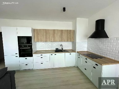 Prodej bytu 4+kk 102 m²