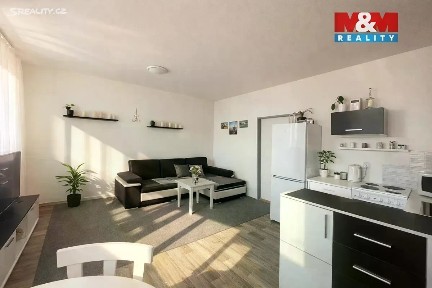 Prodej rodinného domu 230 m², pozemek 915 m² náměstí Hilmarovo, Kopidlno