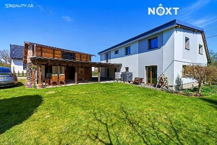 Prodej rodinného domu 227 m², pozemek 805 m² Dolní Branná