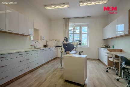 Prodej obchodního prostoru 149 m²