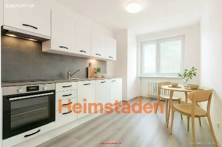 Pronájem bytu 2+1 56 m² Československé armády, Havířov - Město