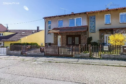Prodej rodinného domu 230 m², pozemek 563 m² Malšské údolí, Kaplice