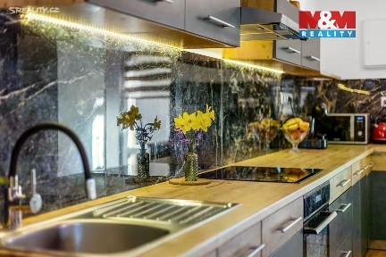 Prodej chalupy 180 m², pozemek 609 m² Broumy