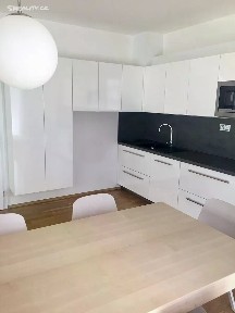 Prodej bytu 3+kk 86 m² Nekvasilova, Praha - Karlín