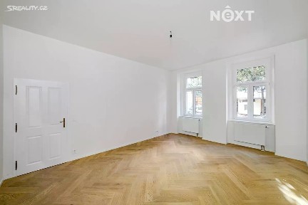 Prodej bytu 2+kk 43 m² Velehradská, Praha - Vinohrady