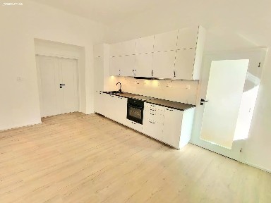 Prodej bytu 3+kk 63 m² Zenklova, Praha - Libeň