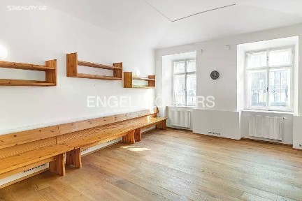 Pronájem kanceláře 46 m² Vyšehradská, Praha - Nové Město