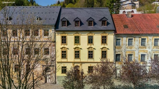 Prodej bytu 2+kk 62 m² náměstí Republiky, Jáchymov