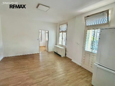 Prodej bytu 2+kk 43 m² V Holešovičkách, Praha - Libeň