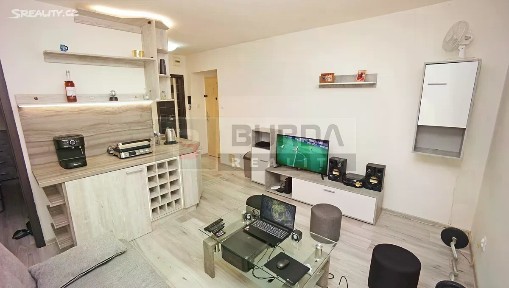 Prodej bytu 2+kk 30 m² Neratovice