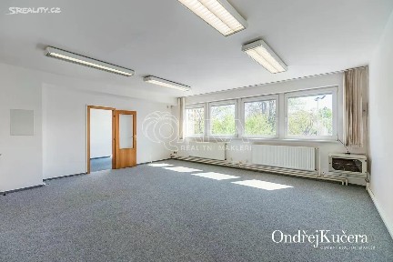 Pronájem kanceláře 191 m² Bartákova, Praha - Krč