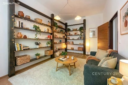 Prodej bytu 3+1 99 m² Pernerova, Praha - Karlín