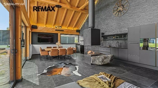 Prodej rodinného domu 486 m², pozemek 1876 m² Loučná pod Klínovcem - Loučná