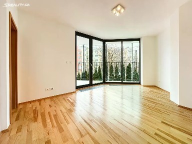 Prodej bytu 2+kk 58 m² Ke Kapslovně, Praha - Žižkov