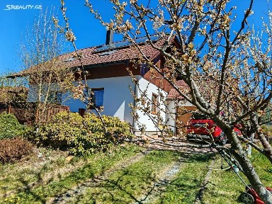 Prodej rodinného domu 200 m², pozemek 920 m² Stachy