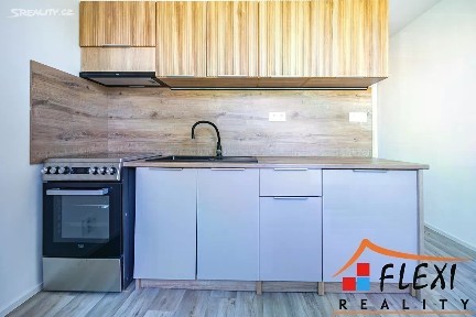 Pronájem bytu 2+1 50 m² Borovského, Karviná - Mizerov