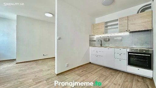 Pronájem bytu 2+kk 42 m² Palliardiho, Znojmo