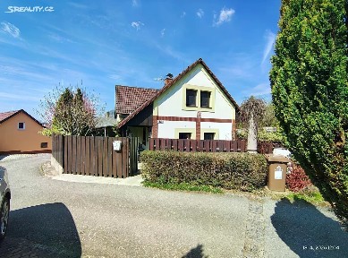 Prodej rodinného domu 172 m², pozemek 243 m² Hojovice