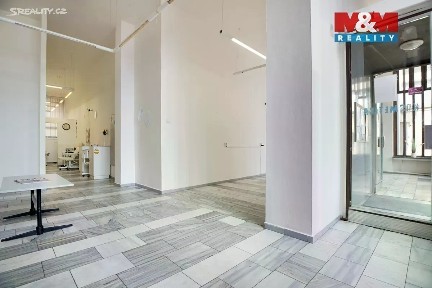 Prodej obchodního prostoru 159 m²