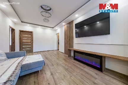 Prodej bytu 3+1 71 m² Na Borku, Jirkov