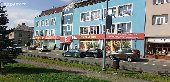 Pronájem obchodního prostoru 841 m²
