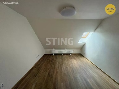 Pronájem bytu 1+kk 30 m² Žižkovo nám., Prostějov