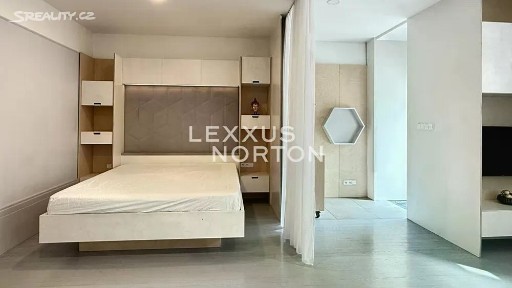 Prodej bytu 1+1 56 m² Kodaňská, Praha - Vršovice