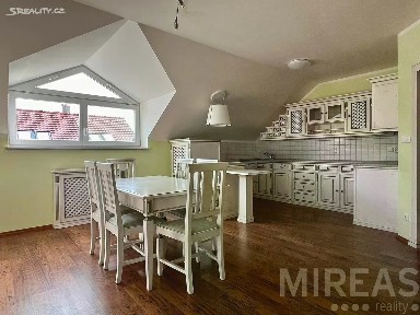 Pronájem bytu 2+kk 83 m² Jičínská, Nymburk