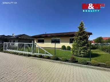 Prodej rodinného domu 118 m², pozemek 892 m²