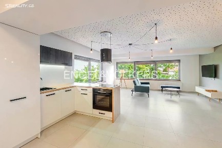 Prodej činžovního domu 318 m² Filmařská, Praha - Hlubočepy
