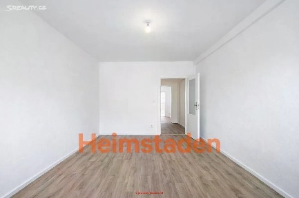 Karviná, Nové Město, tř. Osvobození, 32