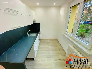 Pronájem bytu 2+1 56 m² Horova, Karviná - Ráj