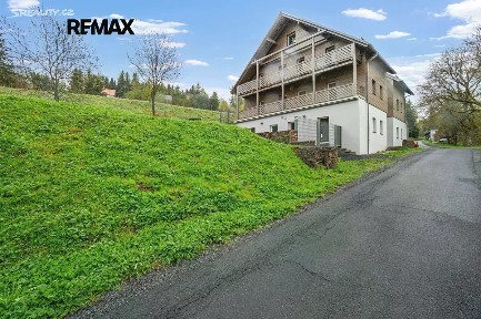 Prodej bytu 2+kk 64 m² Loučná pod Klínovcem - Háj