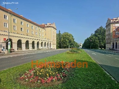 Pronájem obchodního prostoru 74 m²