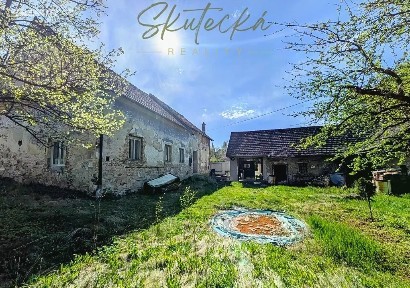 Prodej rodinného domu 270 m², pozemek 1688 m² Roštín