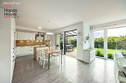 Pronájem rodinného domu 146 m², pozemek 244 m² Johanitská, Praha - Březiněves