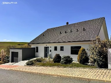 Prodej rodinného domu 160 m², pozemek 642 m² Akátová, Králův Dvůr - Zahořany