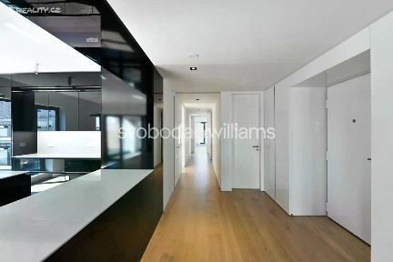 Pronájem bytu 4+kk 176 m² U laboratoře, Praha - Střešovice