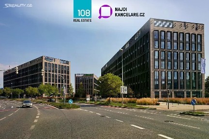 Pronájem kanceláře 565 m²