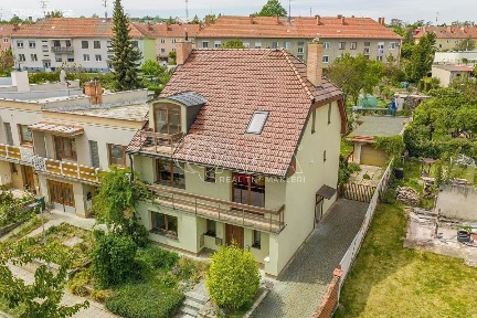 Hustopeče, Břeclav, Školní, 20