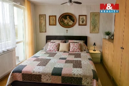Prodej bytu 3+1 69 m² Na Borku, Jirkov