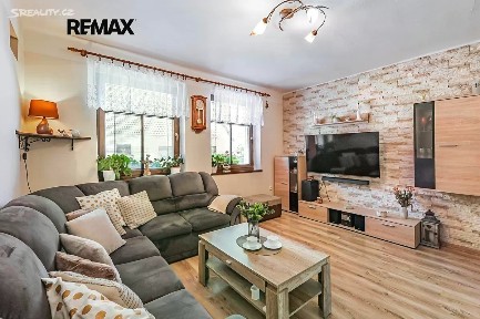 Prodej rodinného domu 123 m², pozemek 869 m²