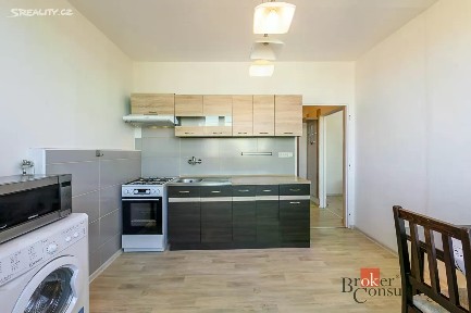 Pronájem bytu 1+1 39 m² Čermákova, Plzeň - Jižní Předměstí