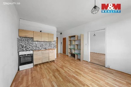 Prodej bytu 1+1 35 m² Na Výšině, Ústí nad Labem - Neštěmice