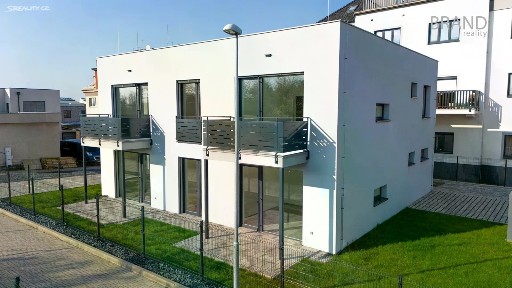 Prodej bytu 2+kk 50 m² Kauckého, Praha - Satalice