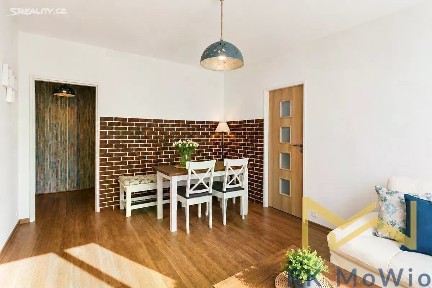 Prodej bytu 3+1 61 m² Jablonecká, Praha - Prosek